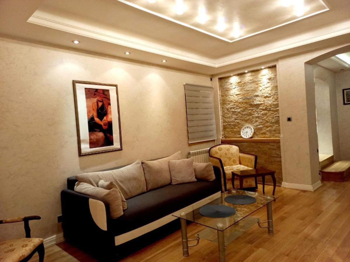 Alex Lux Belgrado Exterior foto